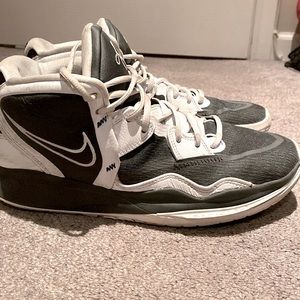 New Kyrie Infinity Teams